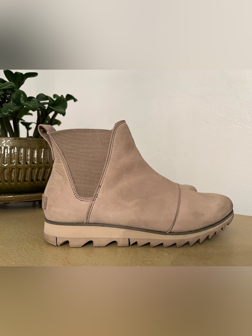 Sorel Tan Suede Leather Harlow Chelsea Boot, 7 - Picture 5 of 11